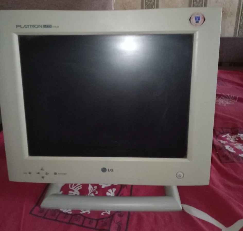 Монітор LG Flatron 575LN 15ʼ", вживаний