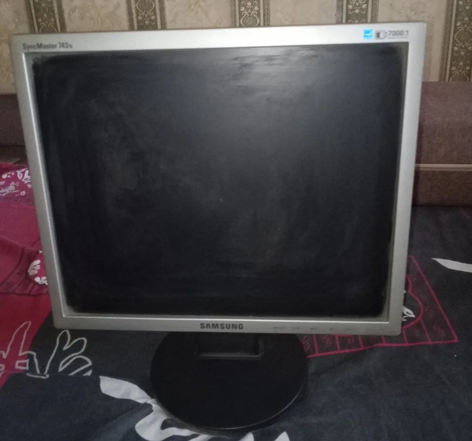 Монітор Samsung SyncMaster 743n 17ʼ", вживаний